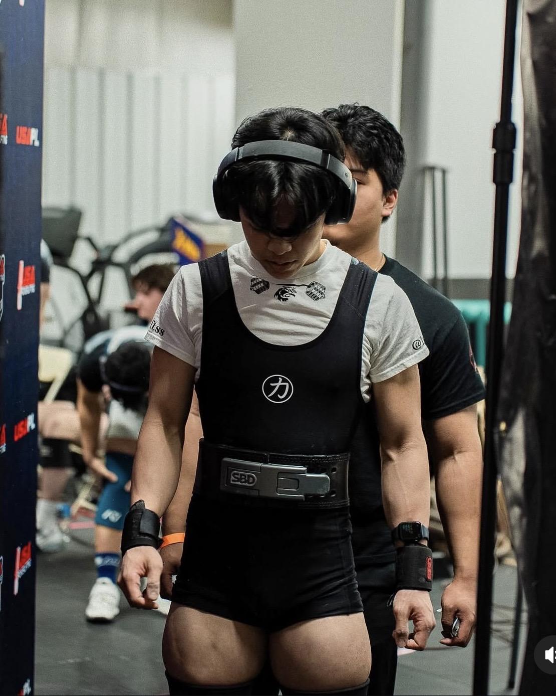 Jaycob Ly competing at his comeback meet